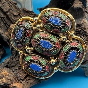 Sarah Coventry vintage “Light of the East” multi-color gold tone brooch, EUC.